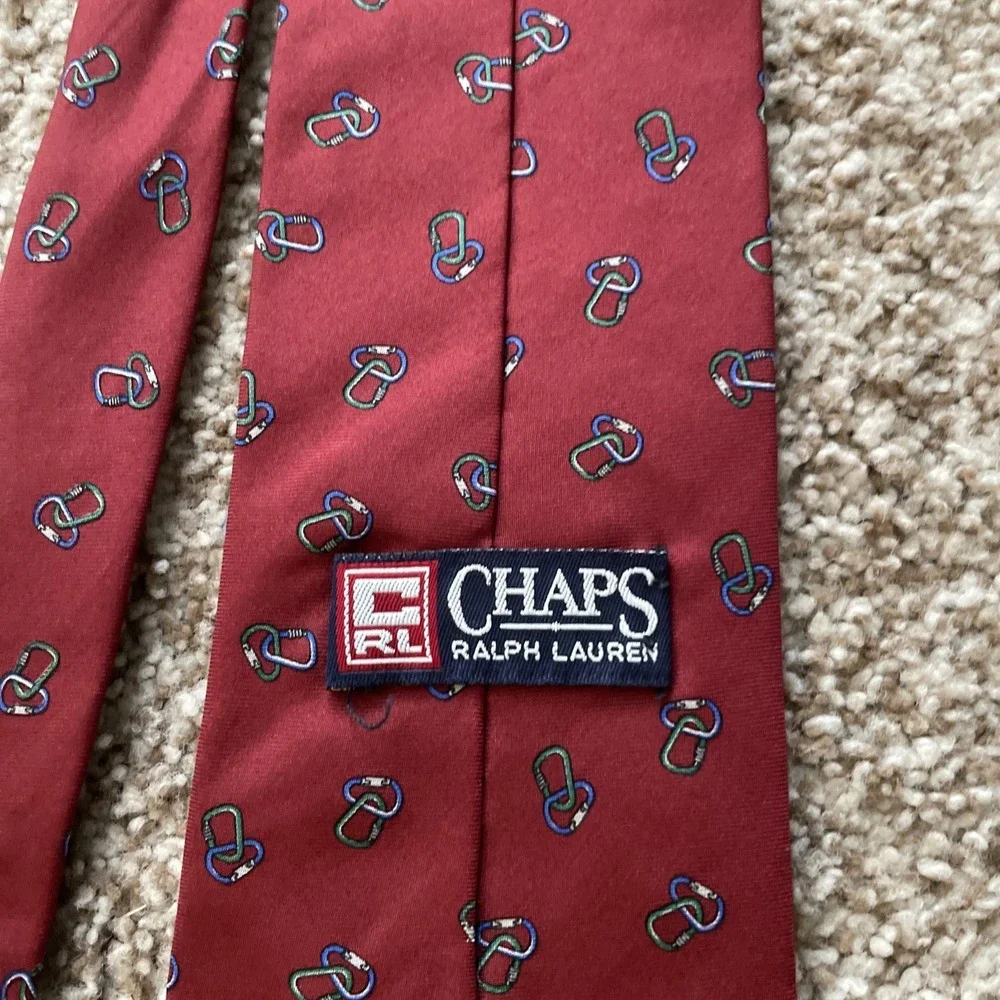 Vintage Chaps Ralph Lauren Red Tie Carabiner Print Novelty Silk Necktie Y2K 90s